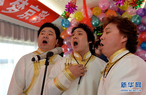 North China train entertainment