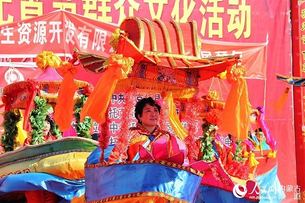 Togtoh county celebrates Lantern Festival