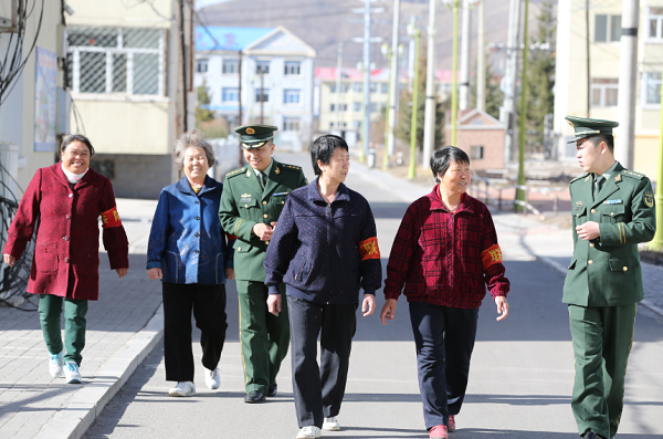 Border police provide tourism security in Arxan