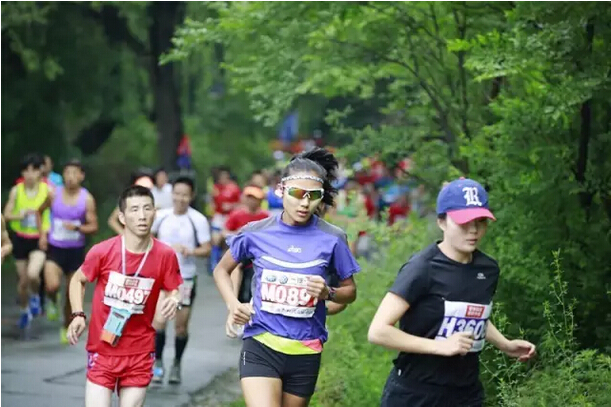 Super big turnout for Changchun Marathon