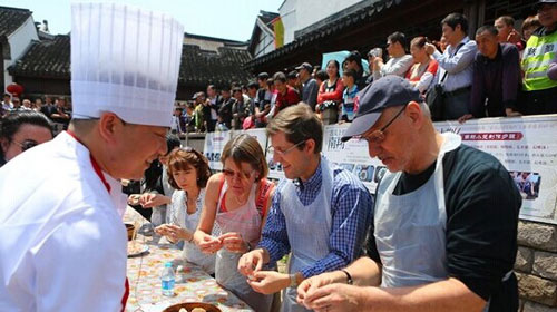Nanxiang Xiaolongbao Cultural Exhibition kicks off in Jiading