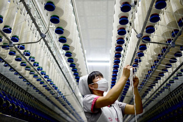 Blind men and the elephant in the room of global finance