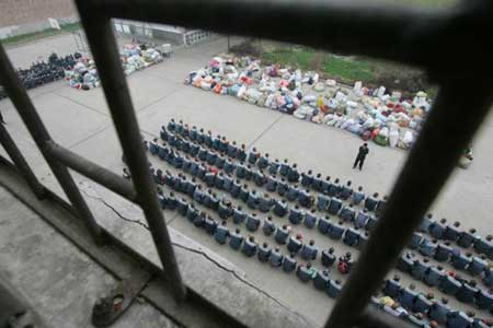 3,000 prisoners to be transferred in central China