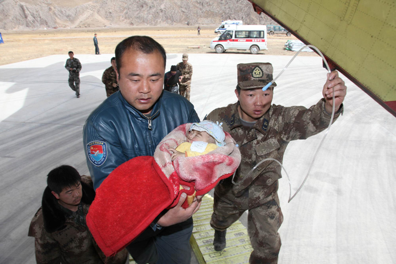 Photos: Yushu quake and rescue efforts