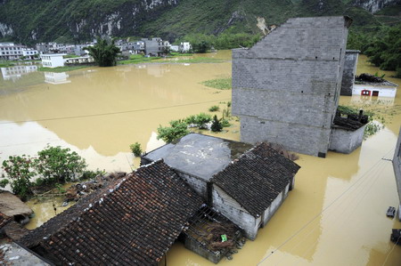 1.17 milion affected by heavy rain in S China