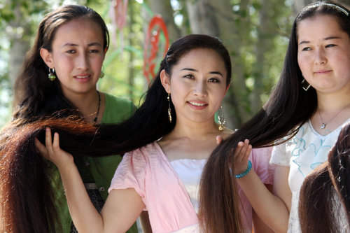 Whose hair is the fairest in Xinjiang?