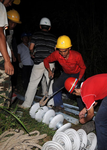 90 still missing after mudslide in Yunnan