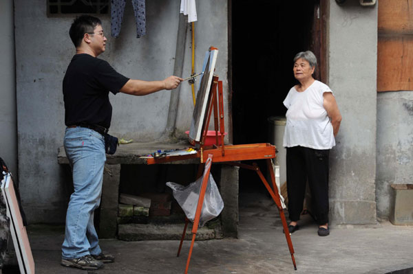 Painter captures traditional streets for posterity