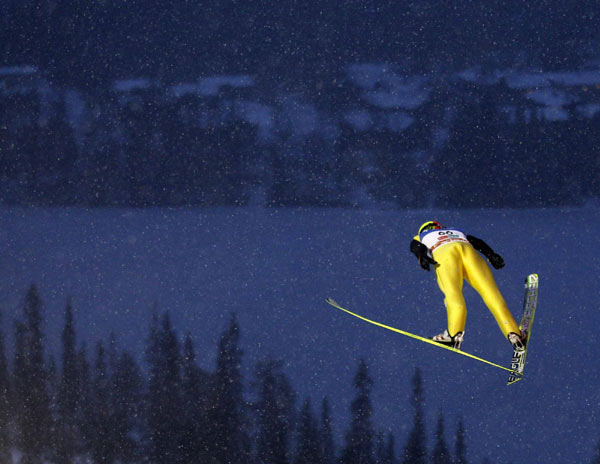 In photos: World Cup ski jumping event