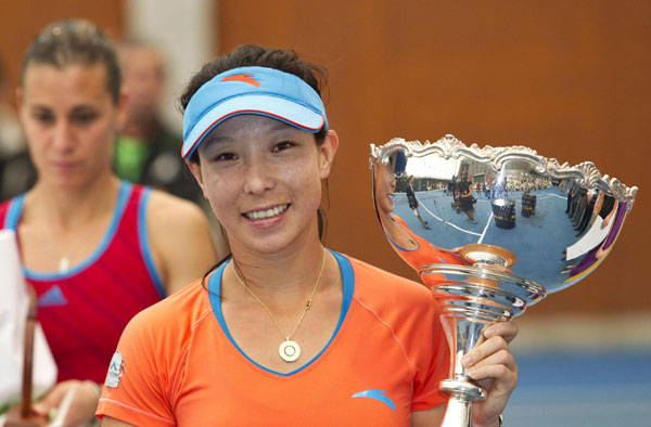 Zheng Jie makes WTA comeback in Auckland