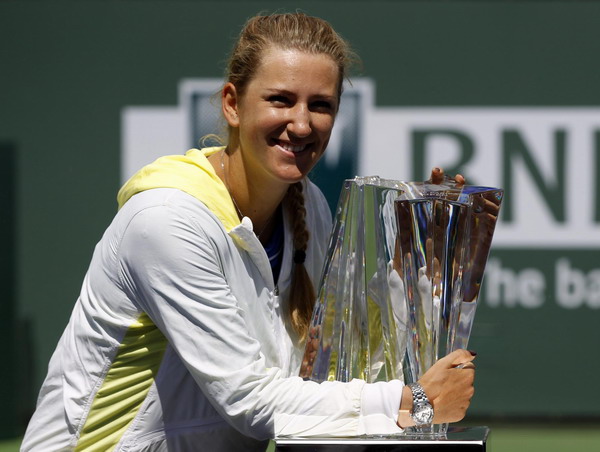 Azarenka routs Sharapova to win at Indian Wells