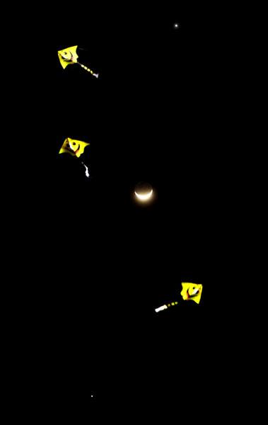 Venus, Jupiter and the moon align