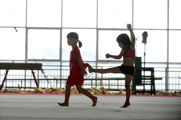 Child gymnasts train to fulfill dreams