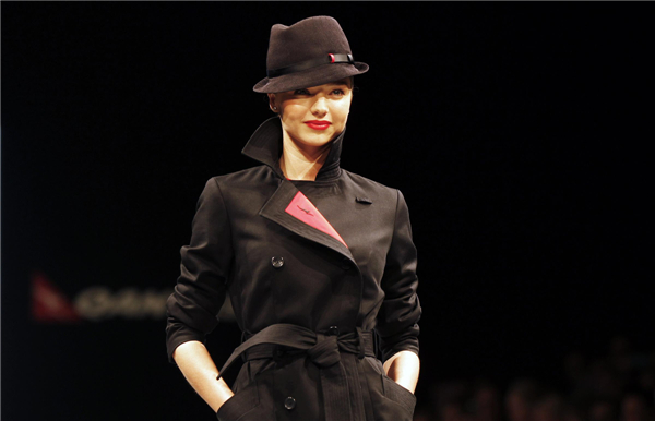 Qantas unveils new uniforms