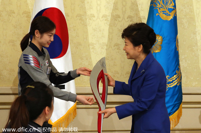 Kim Yu-na gets lunch with S Korean President