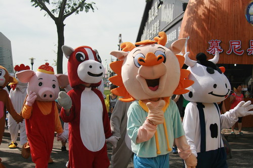 Qingdao Intl Beer Festival kicks off with opening ceremony