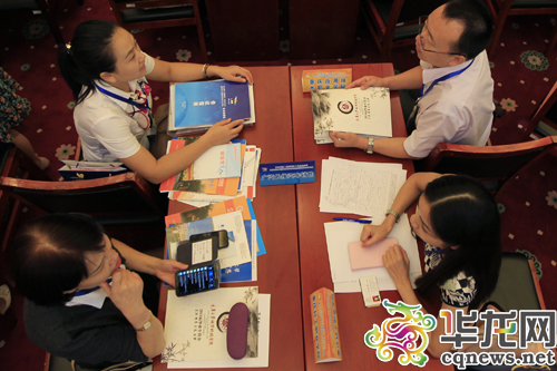 Liangjiang New Area (North Zone) hosts school-enterprise employment fair