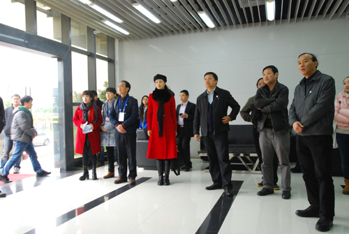 CFLAC volunteer team visits Liangjiang