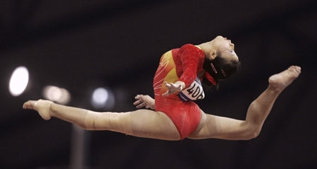 Chinese dominate in women's gymnastic all-round