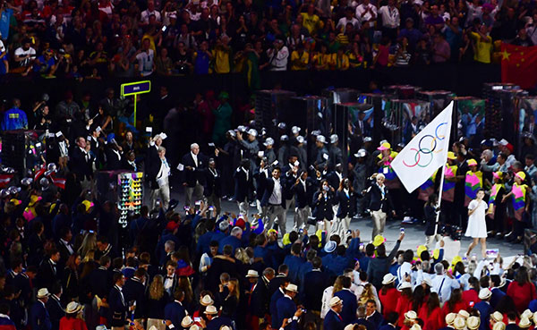 First ever Refugee Olympic Team spotlight at Rio Games opening ceremony