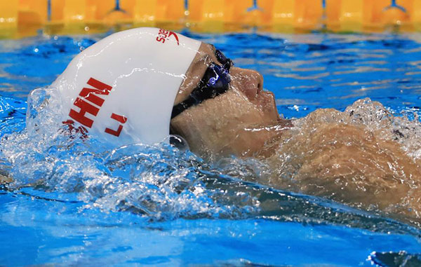 Male swimmers keep China's swimming dream alive