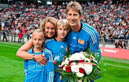 Van der Sar bids farewell at star-studded Ajax finale