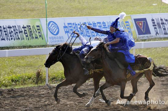 'Girl chasing' turns to culture show at Ethnic Games