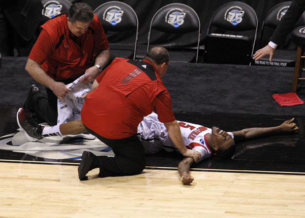 Horrifying NCAA injury