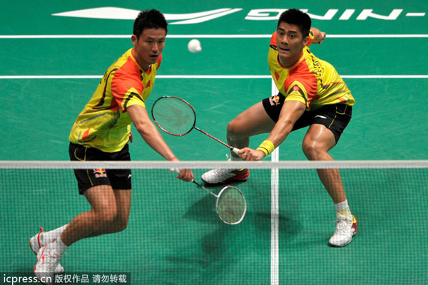 China sweeps Indonesia to reach quarters at Sudirman Cup