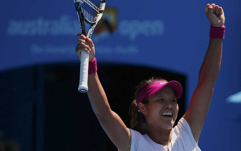 Li Na makes it into second straight Australian Open final