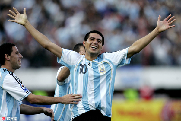 Riquelme looking forward to Messi-Neymar duel in World Cup qualifier
