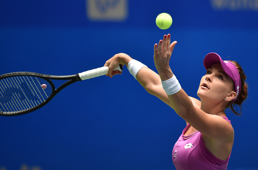 Roundup: Radwanska, Cibulcova out on another tumultuous day at WTA Wuhan Open