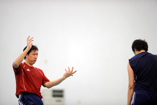 新女排王宝泉主抓“主攻” 王一梅面临新人竞争