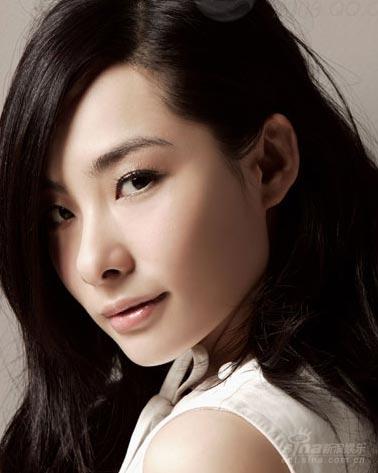 刘璇订婚牵手好男儿