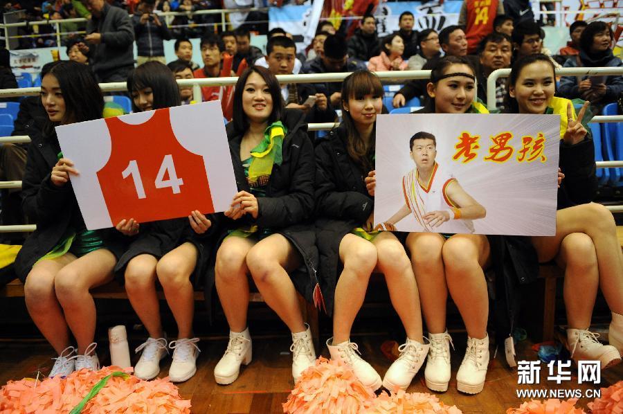 “郅敬传奇”：王治郅二十载篮球生涯谢幕
