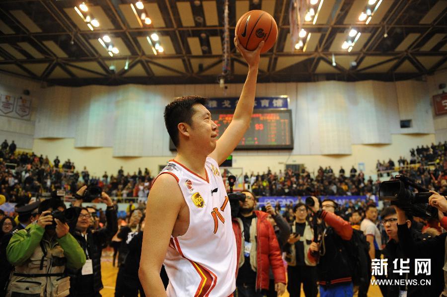 “郅敬传奇”：王治郅二十载篮球生涯谢幕