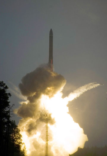 Russia says new ICBM can beat any system