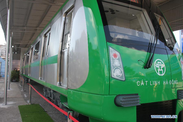 China constructs urban railway project in Vietnam's Hanoi