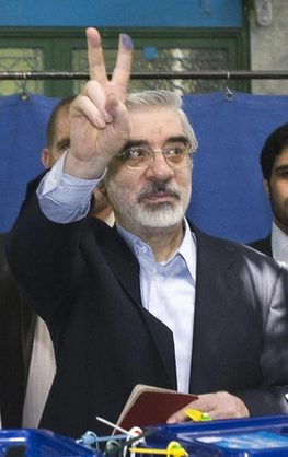 Iran's Ahmadinejad, rival both claim election win