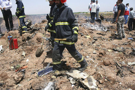 168 killed in Iran plane crash