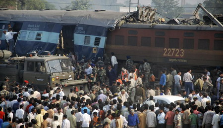 21 die as one train rams another in northern India