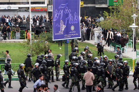 Iran rally marks 30th anniversary of embassy takeover