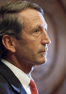 US governor's impeachment hearings begin