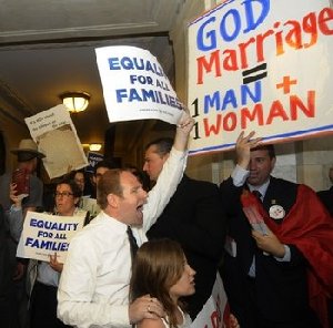 NY GOP tables gay marriage; showdown looms