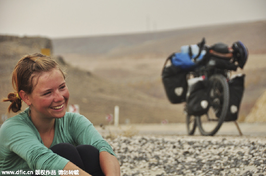 University drop-out goes on year-long world tour on a bike