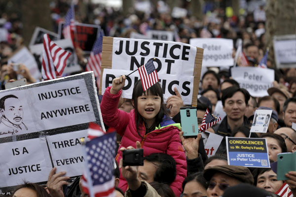 Thousands rally for ex-NYPD officer Liang across US