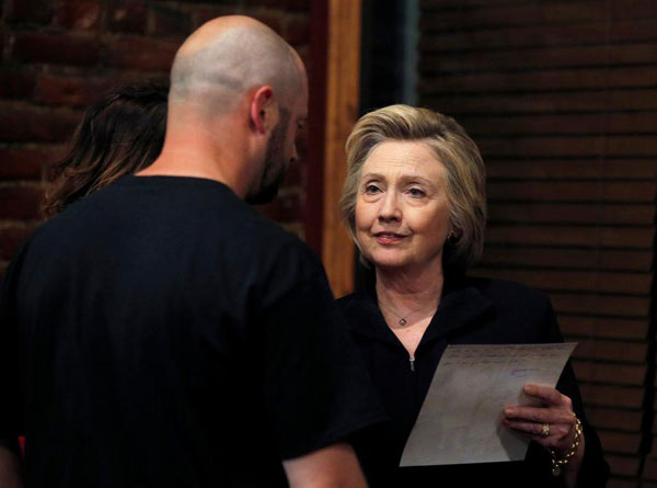 Clinton courts Appalachian voters to counter Trump on trade
